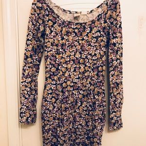 Billabong long sleeve dress